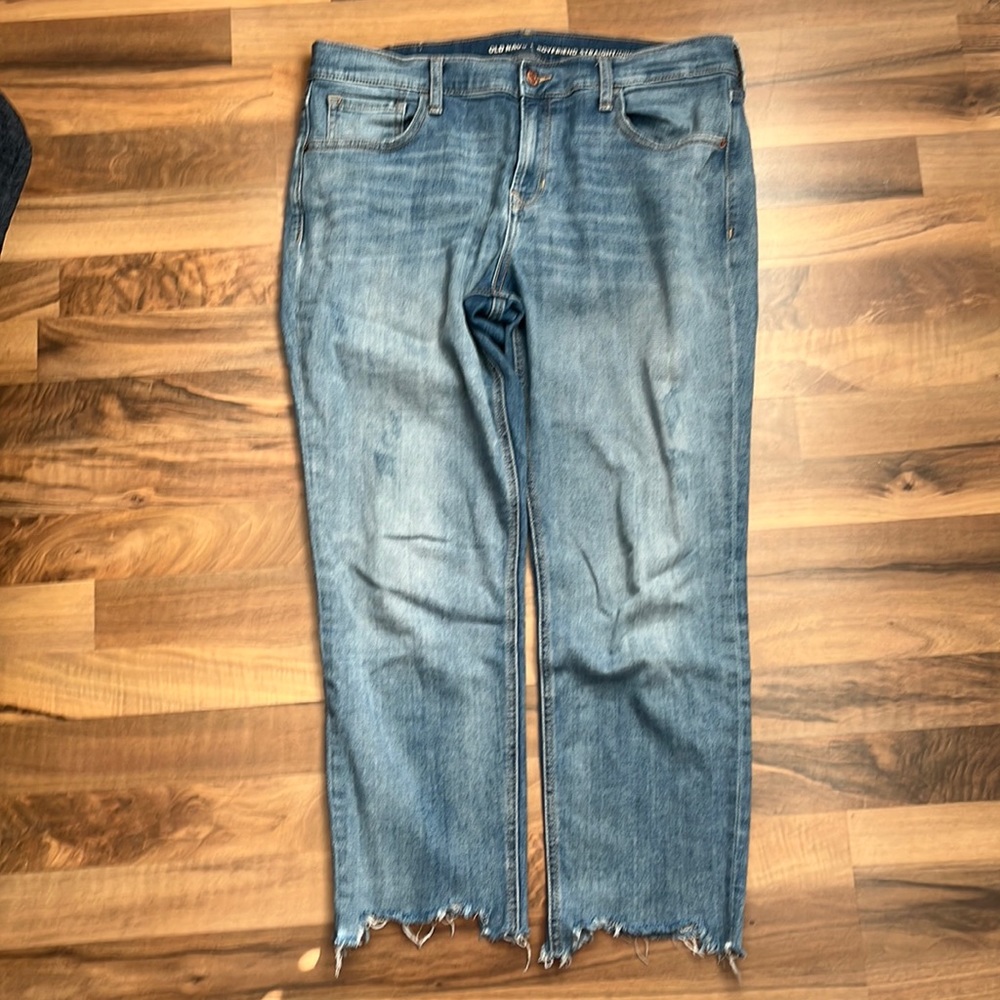 Old Navy Boyfriend Straight Jeans - size 12